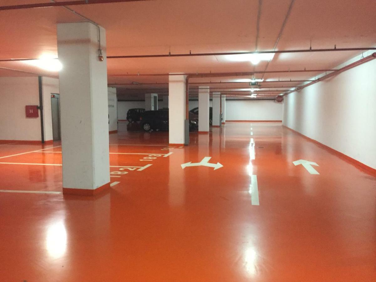 Nova Galerija Ema I Anita- Parking In Garage Appartamento *